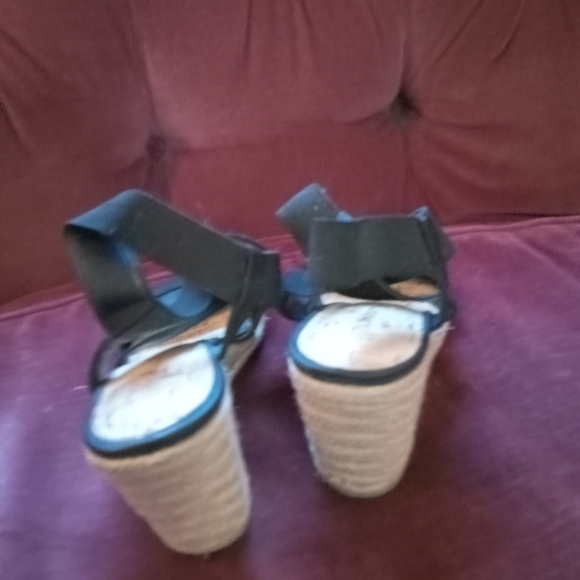 Merona black stretch wedges - Picture 4 of 5